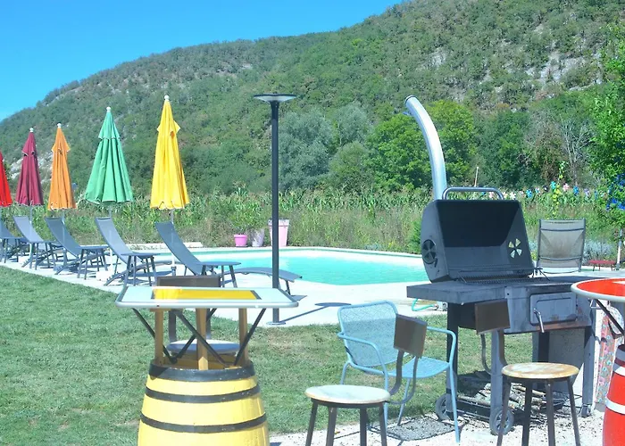 Du Moulin De Gougnet Дом отдыха *